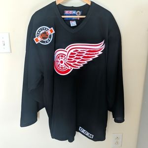 VTG Detroit Red Wings CCM Black Practice NHL Hockey Jersey Men's XL